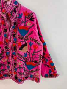 Chaqueta Bordada de Terciopelo Suzani: Abrigo Bohemio Rosa - Product Image 3