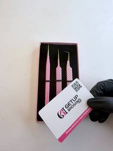 Pince à épiler pour extensions de cils en acier inoxydable, à pointe dorée, avec revêtement en poudre rose clair, design couronne sur le dos, à 90 degrés/droite - Product Image 6
