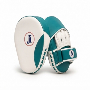 Guante de Entrenamiento de Boxeo de Alta Calidad, Construcción Ligera y Duradera, Cuero Sintético Resistente, Agarre Cómodo - Product Image 5