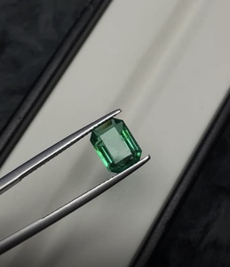 Esmeralda Verde Natural Octogonal, Gema Suelta para Joyería - Product Image 4