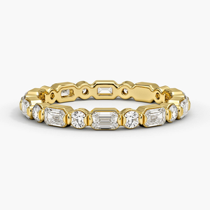 Anillo de Eternidad Completo con Diamantes Redondos y Esmeraldas con Engaste Alternado LR - Product Image 2