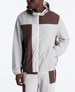 Chaqueta Deportiva Retro de Nailon con Cierre y Logotipo Bordado Personalizado, Chaqueta Cortavientos para Hombre - Product Image 2