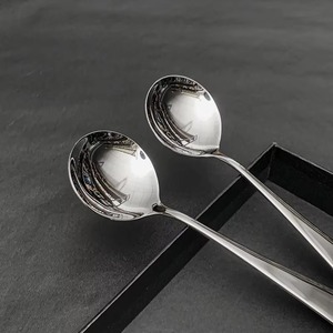 ชุดช้อนส้อมสแตนเลสสุดฮิตในวงการอุตสาหกรรม เหมาะสำหรับมื้ออาหารประจำวัน งานเลี้ยงสังสรรค์ และโอกาสพิเศษ - Product Image 2