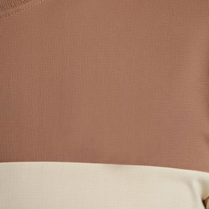 Conjunto de camiseta y pantalones cortos para hombre, ideal para viajes, material ligero y cómodo, perfecto para viajes de verano y actividades al aire libre - Product Image 6