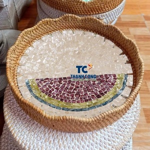 Bandeja de Ratán con Incrustaciones de Nácar, Estándar de Exportación, Decoración de Mesa Artesanal Premium para Compradores Internacionales - Product Image 1