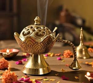 Brûleur d'encens en laiton avec porte-bougie, diffuseur d'aromathérapie décoratif, fournisseur indien - Product Image 3