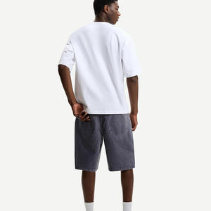 Venta al por mayor 2026: Pantalones cortos de mezclilla 100% lavados de alta calidad para hombre, hasta la rodilla, con logotipo personalizado, servicio OEM y envíos rápidos. - Product Image 2