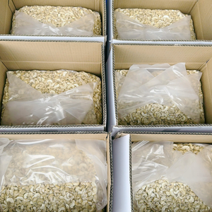 Noix de cajou prêtes à être expédiées, vente en gros, noyaux de cajou, noix à courte durée de livraison, SANTIGO - Product Image 1