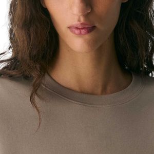 T-shirt en coton pour femme, coupe décontractée, manches courtes, col rond, fabricant OEM ODM, vente en gros personnalisée en vrac - Product Image 2