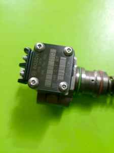 Inyector de Combustible BOS CH (0445750003) Fabricado en EE. UU. 0-2000 Horas - Product Image 5