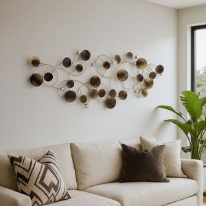 Décoration murale élégante en métal à motifs floraux pour une décoration murale sophistiquée, ajoutant une beauté artistique gracieuse aux intérieurs - Product Image 1