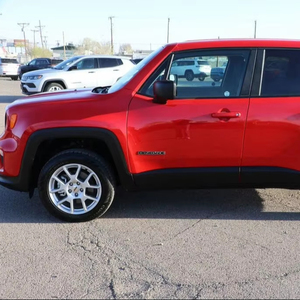 Jeep Renegade 4WD Usado 2023 - Product Image 2