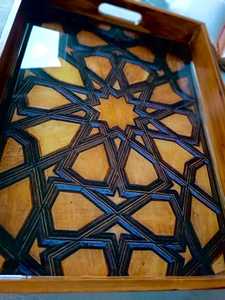 ถาดเคลือบลายไม้แบบดั้งเดิม ผสมผสานความทันสมัย ใช้ในครัวเรือนและร้านอาหาร สำหรับจัดเก็บและเสิร์ฟอาหาร โดย UO INDIA - Product Image 6