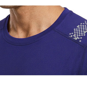 Camiseta Deportiva para Hombre, Ajustada, Reflectante, 100% Poliéster, para Running y Fitness al Aire Libre - Product Image 3