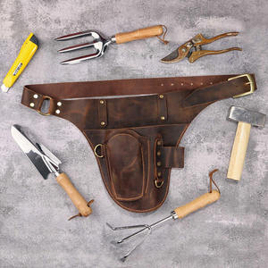 Cinturón de herramientas de cuero de alta calidad para floristas, diseñadores y expertos en jardinería con múltiples bolsillos para almacenamiento de herramientas. - Product Image 1