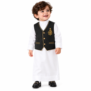 Túnica Blanca para Niños con Chaleco Negro y Bordado Árabe Dorado, Jubba Islámica, Kandura con Cuello Alto, Modesto, para Eid, Ramadán, Tradicional Árabe - Product Image 1