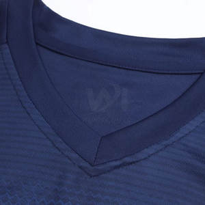 Uniforme de Fútbol Personalizado en Color y Talla, de Alta Calidad y Precio Económico, Ropa Deportiva con Diseño Único para Adultos - Product Image 3