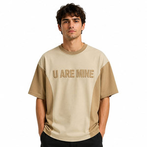 Camiseta Oversize de Contraste de Color con Bloques, Cuello Redondo, Manga Corta, Estampado de Letras en Relieve, Ajuste Casual de Punto para Hombre - Product Image 3