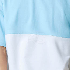T-shirt ample et surdimensionné en tissu doux pour des tenues décontractées et un confort quotidien - Product Image 6