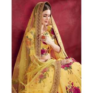 Lehenga Choli semi-cousu en soie Banglori à imprimé floral jaune, tenue Haldi par Zeel Clothing - Product Image 4