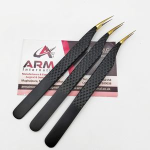 แหนบต่อขนตาแบบตรงรูปทรงโลมา พร้อมโลโก้สั่งทำ  ทดสอบด้วยมือแล้ว จับแน่น แหนบต่อขนตาพร้อมโลโก้สั่งทำ - Product Image 2