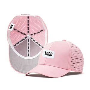 Casquette de golf respirante OEM avec trous découpés au laser, fermeture arrière réglable, logo personnalisé, bande intérieure rose, casquette de sport d'été pour femmes - Product Image 3