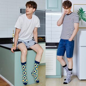 Trendy Graphic <b>Socks</b> Printed Crew Length <b>Socks</b> Custom Pattern Designs Unisex Streetwear Casual Fashion Accessories - Product Image 4