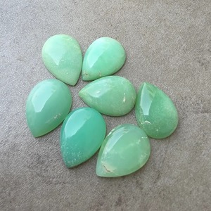 Chrysoprase naturel vert AAA+ taille poire cabochon à dos plat calibré, pierre précieuse en vrac pour la fabrication de bijoux - Product Image 2