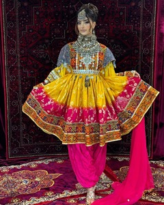 Vestido afgano Kuchi de tela Banarasi, conjunto bordado de 3 piezas para uso diario informal, hermoso bordado y diseño de vestido. - Product Image 4
