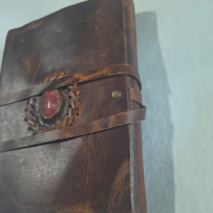 Carnet en cuir véritable avec pierre sur la couverture supérieure, qualité supérieure, fait main, couverture décorative en pierre, journal d'écriture - Product Image 4