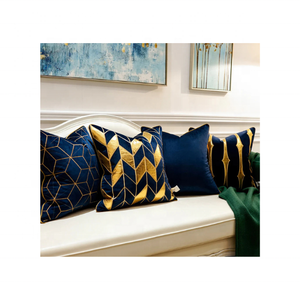 Clásico 100% algodón contemporáneo azul y dorado bordado suave 20x20 pulgadas disponible para OEM ODM y cojines de mercados minoristas - Product Image 1