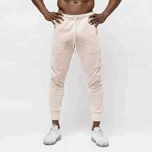 Chándal Deportivo para Hombre Talla Grande, 100% Poliéster de Alta Calidad, Ropa Deportiva para Hombre, Venta al Por Mayor, Hecho en Pakistán - Product Image 4