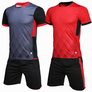 Maillot de rugby personnalisé en gros avec logo, 100 % polyester, broderie par transfert thermique, séchage rapide, col ras du cou, sangle réglable, manches courtes - Product Image 1
