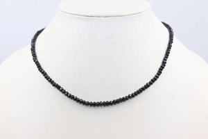 Collier Rondelle à facettes en spinelle noire 3.5mm Perles de spinelle noires Collier en forme de rondelle de 3.5 millimètres - Product Image 3