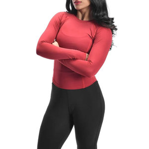 T-shirt de sport à col rond et ourlet incurvé pour femme, à manches longues, compressif, idéal pour la gym, le fitness et le yoga, anti-transpiration - Product Image 3