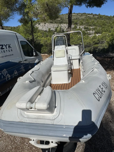 Bateau d'occasion A-d-v-e-n-t-u-r-e 520 de qualité supérieure - Product Image 3