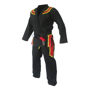 Uniforme de karaté avec tissu léger et respirant pour l'entraînement aux arts martiaux, la pratique, la compétition et les activités sportives - Product Image 1