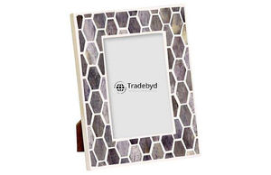 Marco de Fotos de Lujo Hecho a Mano con Incrustaciones de Hueso, Diseño Creativo, Acabado Brillante, Ligero y con Opción de Logotipo Personalizado por Tradebyd - Product Image 2