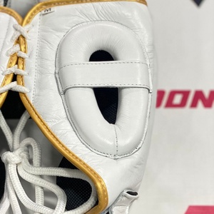 Protège-tête de boxe thaïlandaise sur mesure pour l'entraînement aux arts martiaux, fabriqué en cuir par un designer - Product Image 6