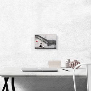 Cuadro en lienzo de Niña con Globo y Esperanza - Product Image 2