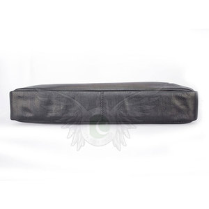 Sac pour ordinateur portable en cuir véritable, conçu pour le bureau et les déplacements quotidiens, avec des compartiments spacieux et une construction durable - Product Image 5