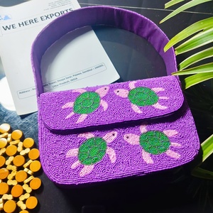 Sacs de rangement pour vêtements faits à la main, brodés de tortues marines, en coton 100% écologique et durable, avec perles violettes, pour bijoux individuels - Product Image 1