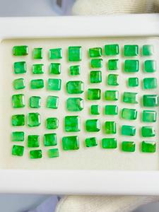 มรกตแซมเบียธรรมชาติทรงเหลี่ยม 55 ชิ้น 30.20 กะรัต รับรองโดย IGI สีเขียวพรีเมียม ความเงางามเยี่ยม คุณภาพดีเยี่ยม สำหรับ - Product Image 5