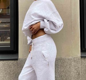 Sweat-shirt blanc à col rond pour femme, manches longues, couleur unie, coupe décontractée, 100% coton, poids moyen, respirant, idéal pour l'automne - Product Image 5