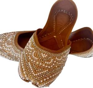Calzado de Diseño Personalizado con Pedrería de Alta Costura, Zapatos Khussa Elegantes, Jutti Punjabi, Pantuflas Planas, Chanclas, Khussa de Interior para Mujer - Product Image 5