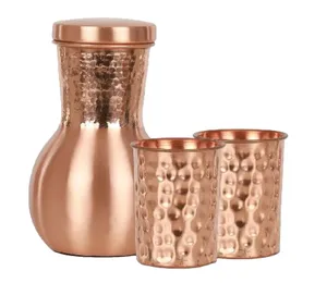Pichet à eau en cuivre martelé de 2000 ml avec couvercle et ensemble de 2 gobelets pour les grossistes, les détaillants et le commerce B2B mondial - Product Image 3
