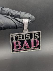 จี้เพชรโมอิสซาไนต์แบบ Iced Out สองสี เงินแท้ 925 ชุบทอง 18k จี้ตัวอักษรแบบฮิปฮอปสั่งทำได้ จี้ห้อยคอแบบอักษรย่อ - Product Image 3