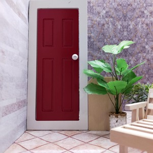 Porte miniature en bois 1:12, décoration de chambre de maison de poupée, parfaite pour les 14 ans et plus - Product Image 4