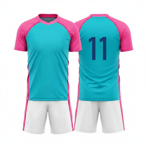 Servicio profesional que garantiza que estos conjuntos de uniformes de fútbol personalizados de un exportador mayorista cumplan con las normas globales de suministro B2B de élite. - Product Image 6