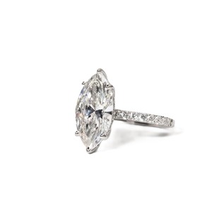Bague de fiançailles vintage en or massif 10K 14K 18K avec 1 diamant taille marquise et 36 diamants taille rond, certifiée IGI, DEF VVS - Product Image 1
